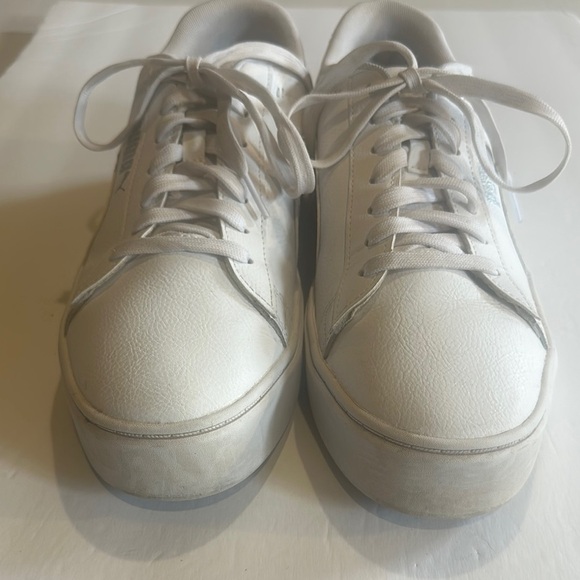 Puma White lace up Sneakers tennis 392253-01 style w silver Puma details size 11 - Picture 3 of 8